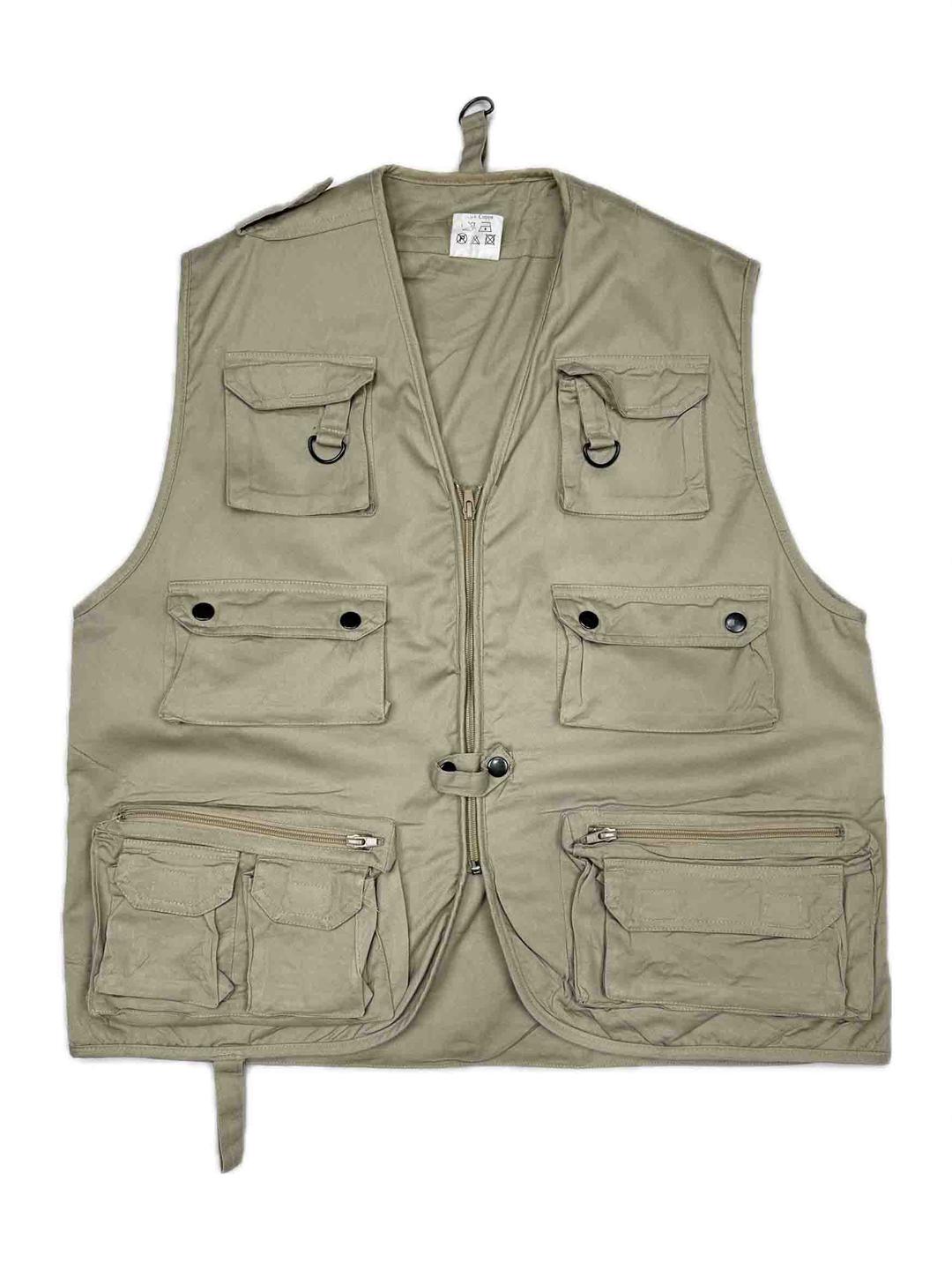 vest 22