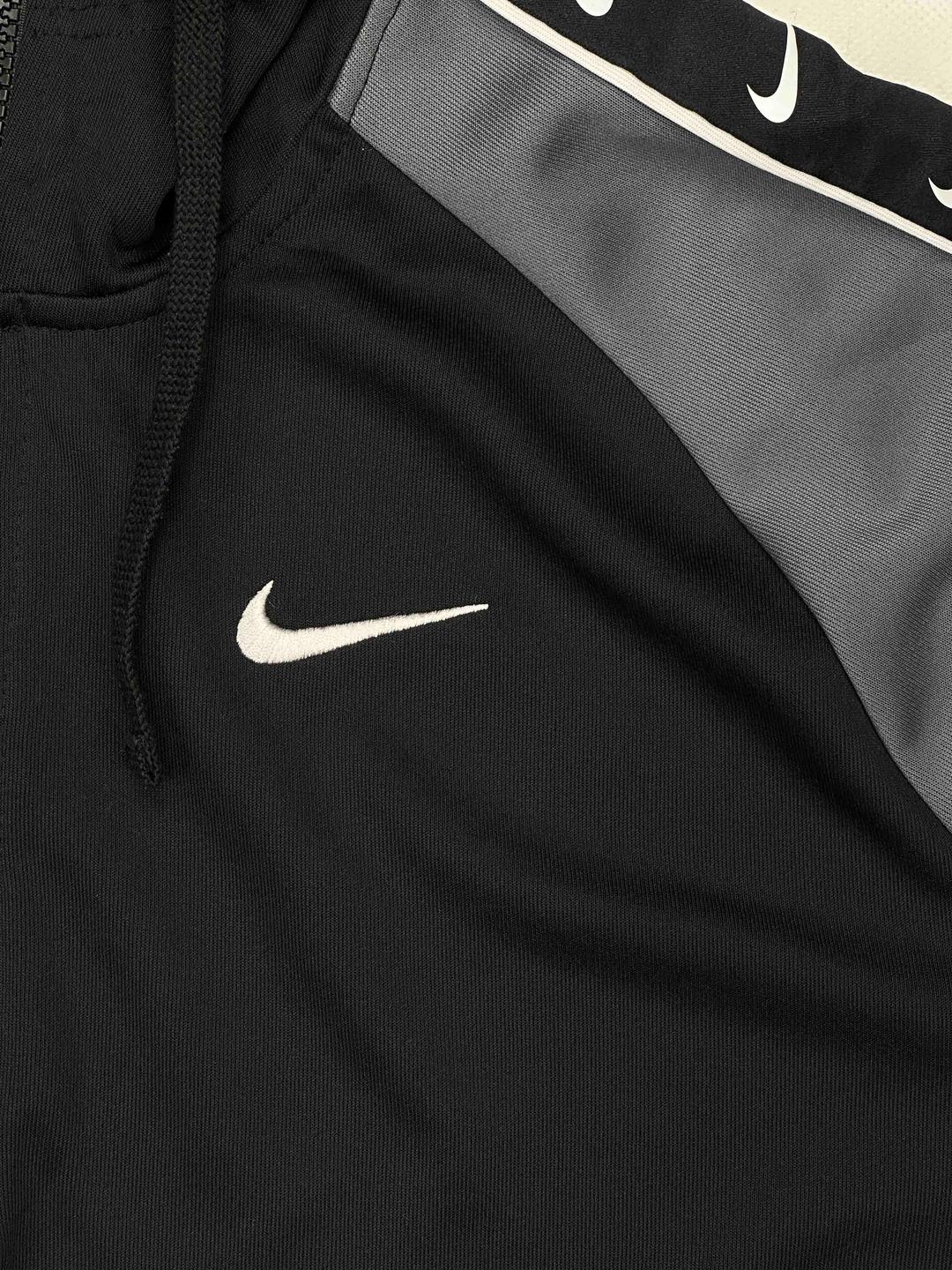 هودی nike