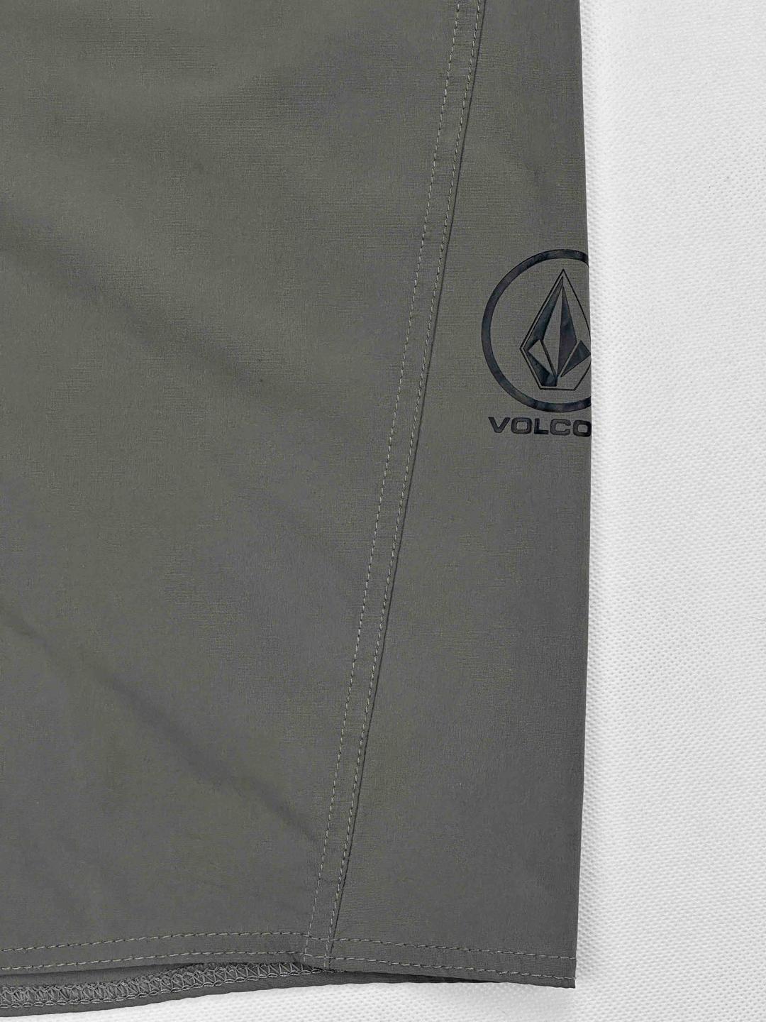 شلوارک ورزشی volcom 2