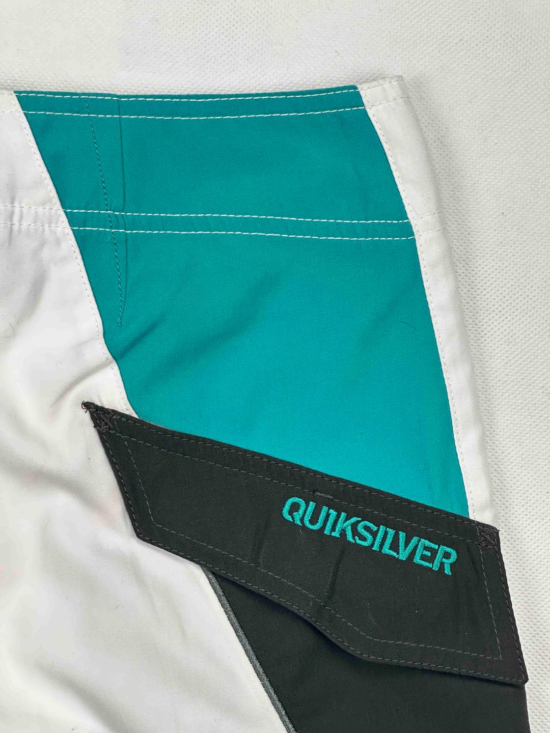 شلوارک ورزشی quicksilver 3